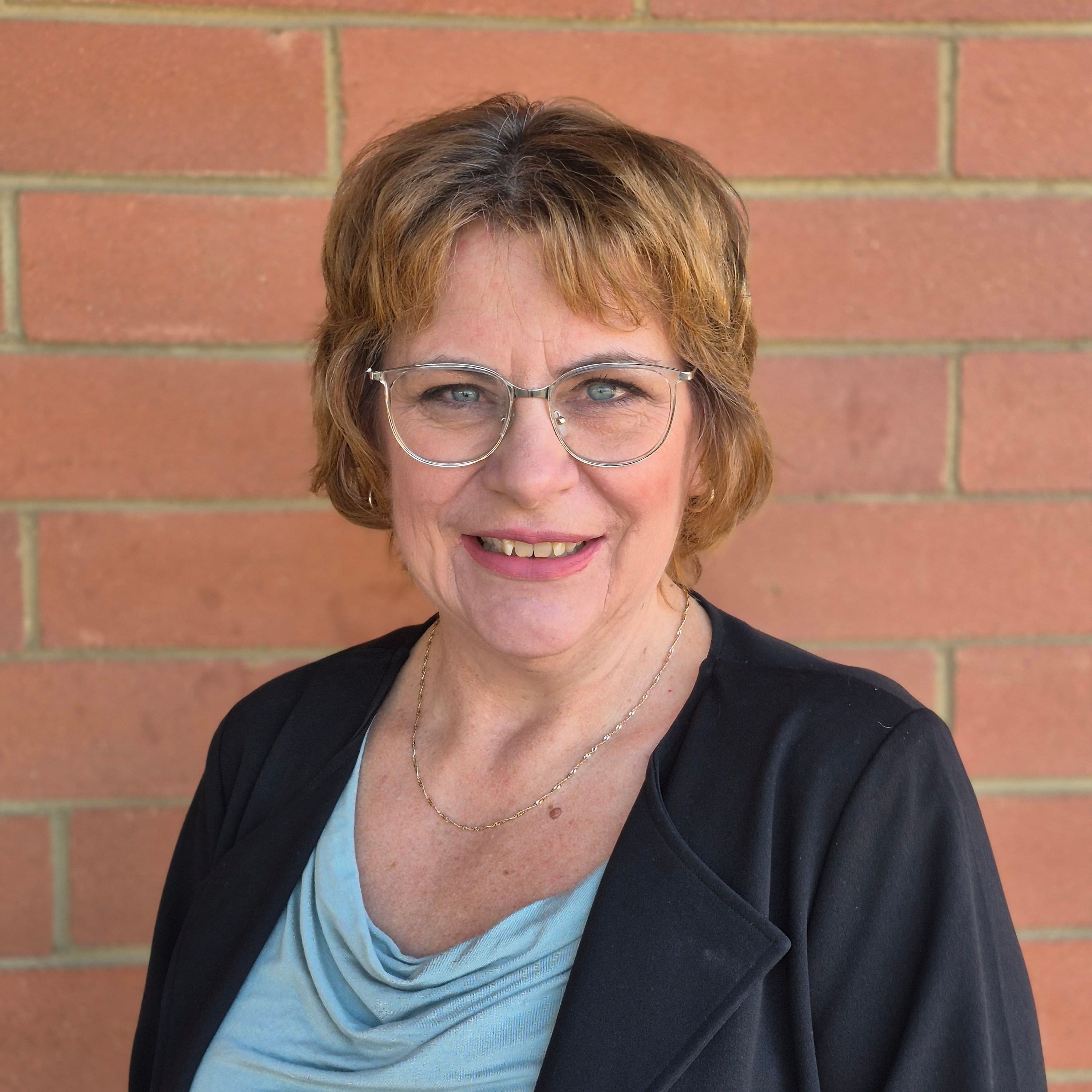 Photo of Linda Ward